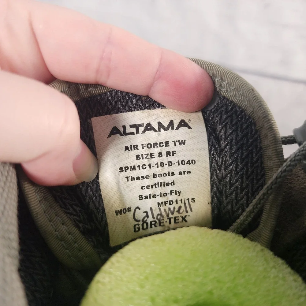 Altama Air Force TW Sage Green Gore-Tex Military Flight Boots Vibram Size 8 RF